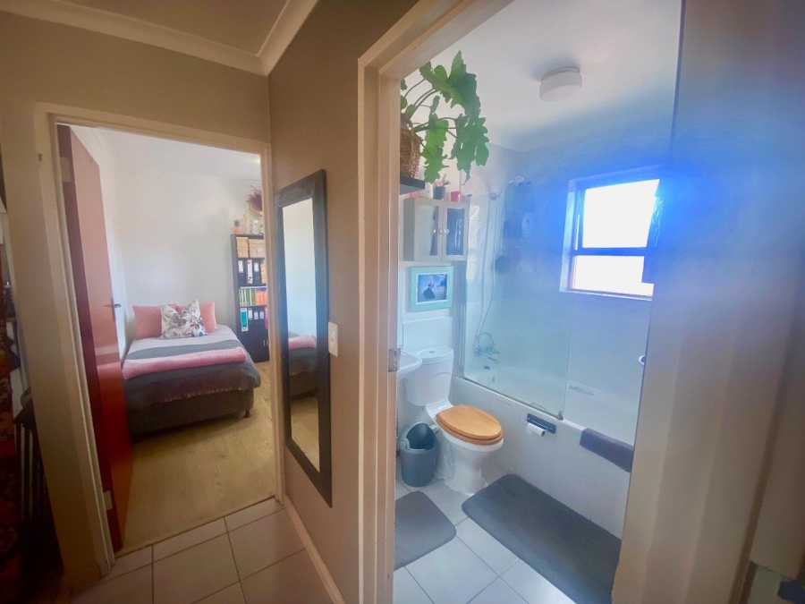 To Let 2 Bedroom Property for Rent in Durbanville Western Cape